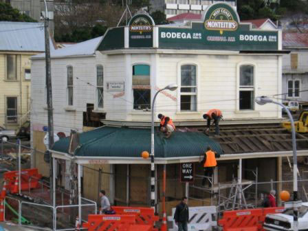 May 2005  - “Bar Bodega” 286 Willis Street prepared for removal (NZTA website accessed August 2012  http://www.nzta.govt.nz/projects/wicb/buildings/286-Willis.html )