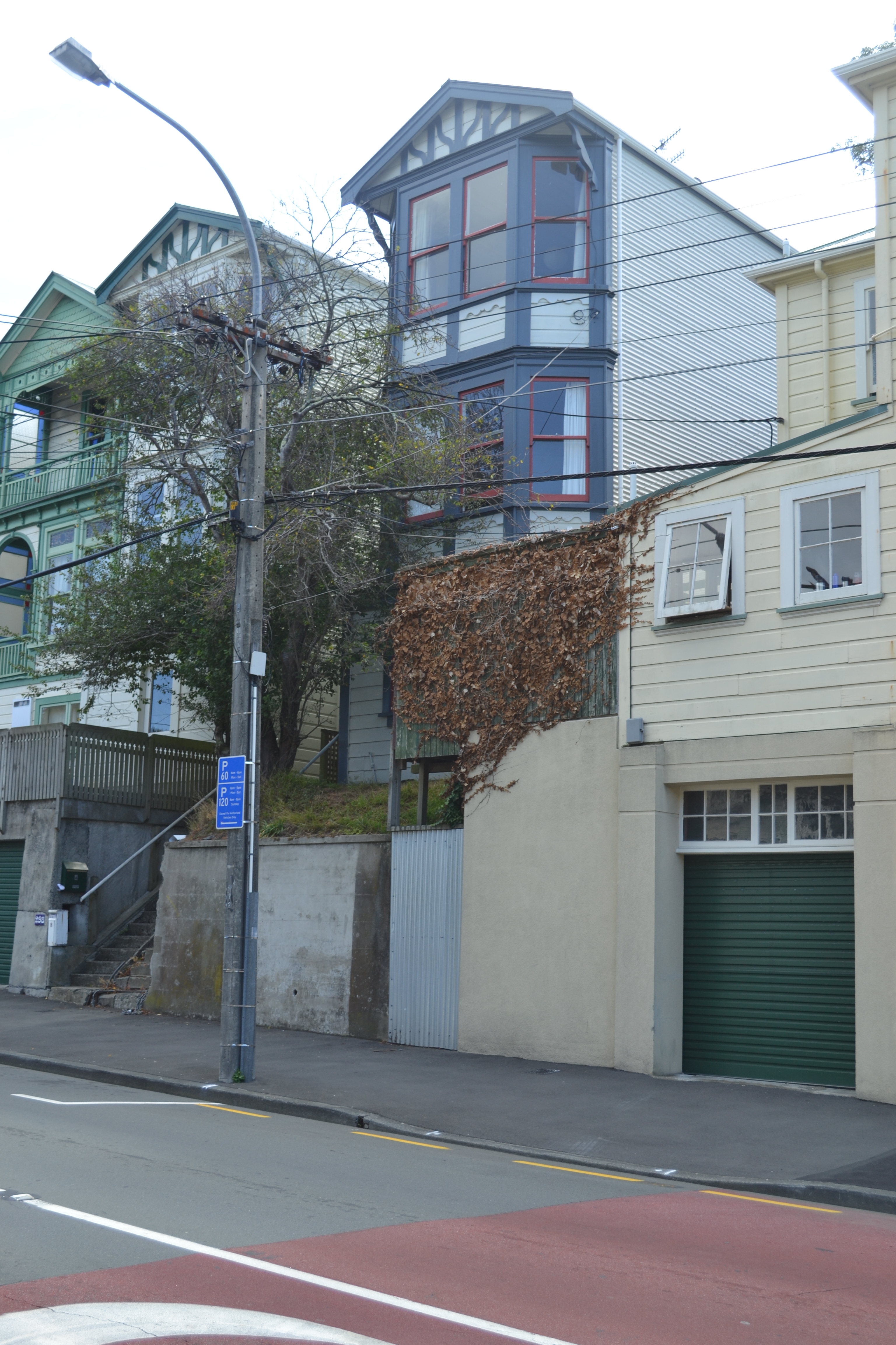 296 & 298 Tinakori Road (constructed 1902). Image: WCC, 2015