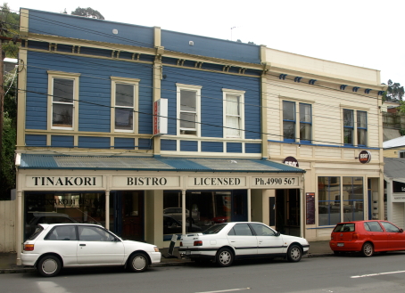 324, 326 & 328 Tinakori Road (constructed 1905). Image: WCC, 2010