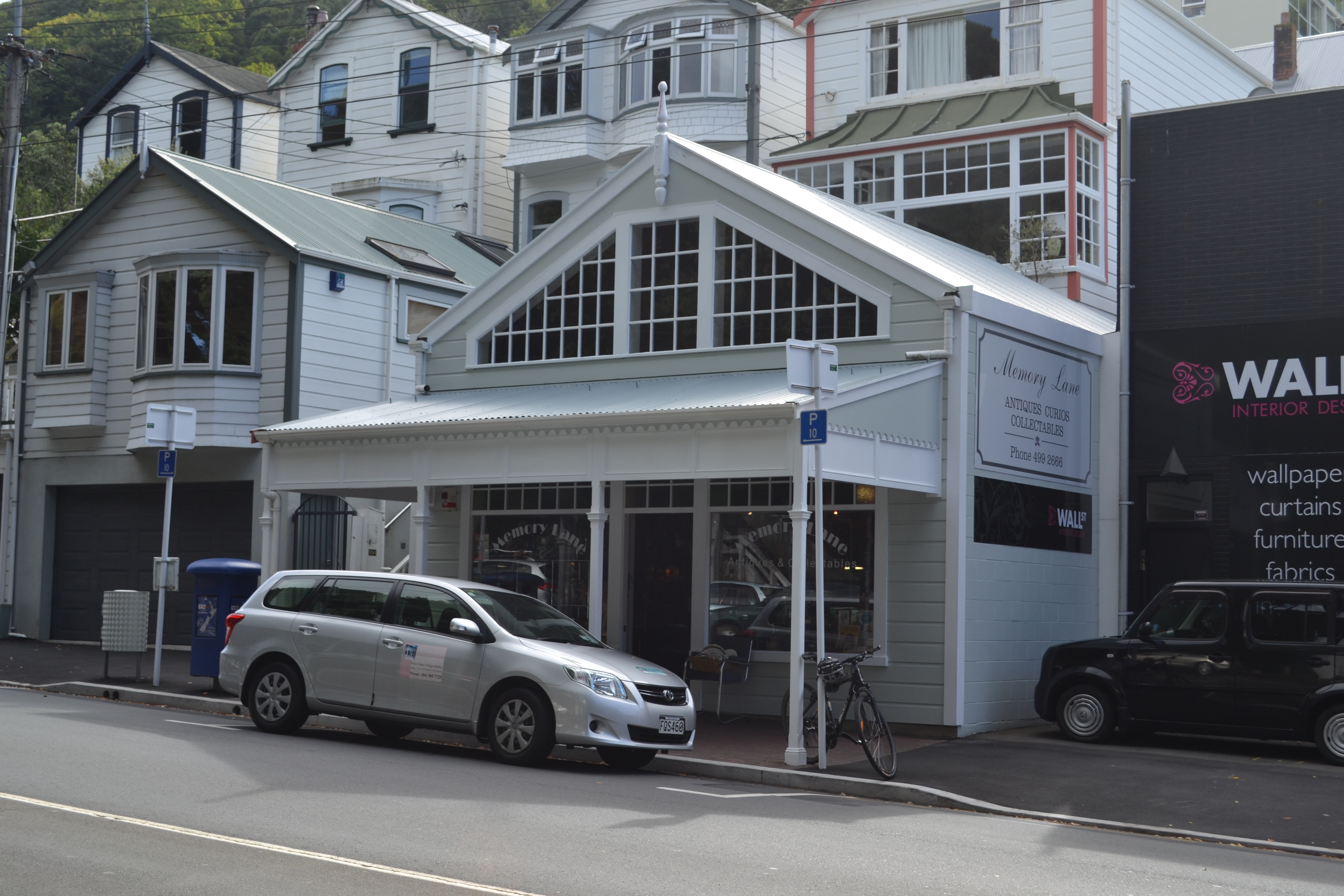 House (constructed before 1891) and shop (constructed 1990) at 356 Tinakori Road. Image: WCC, 2015