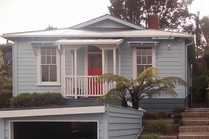 Railway house with roof B and porch B. Image: WCC, 2014