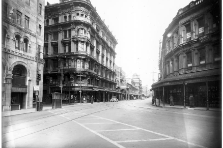 Corner of Willis Street and Lambton Quay in circa 1930s with Stewart Dawson’s on the right of the photograph.   Willis Street, Wellington. Raine, William Hall, 1892-1955 :Negatives of New Zealand towns and scenery, and Fiji. Ref: PAColl-3071-1-01. Alexander Turnbull Library, Wellington, New Zealand. http://natlib.govt.nz/records/23229776